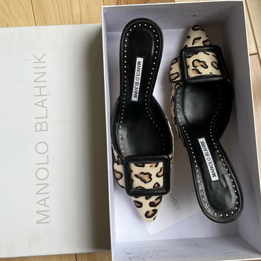 Manolo Blahnik MAYSALEBI Leopard